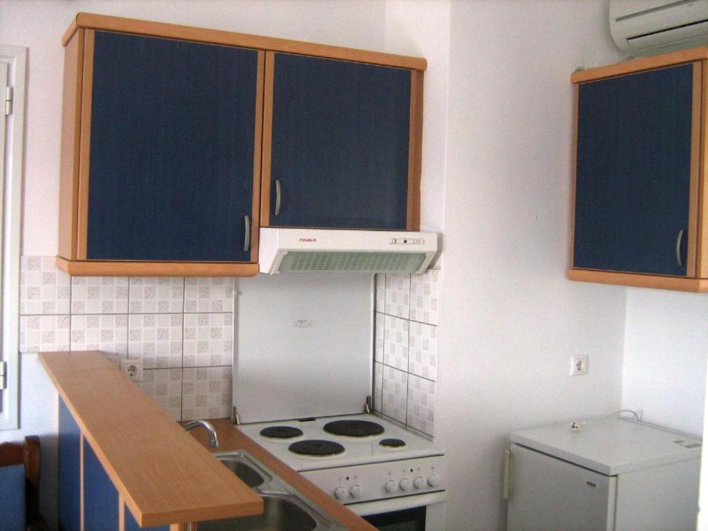 Palmos Self-Catering Apartment With Sea View Kastrákion Екстериор снимка